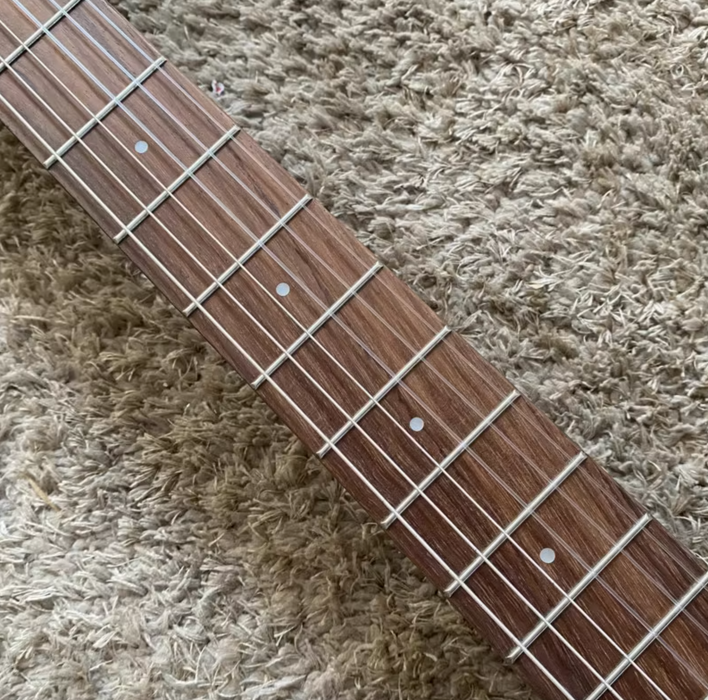 Silent Classical Guitar, Spruce and Mahogany Body, Rosewood Fingerboar