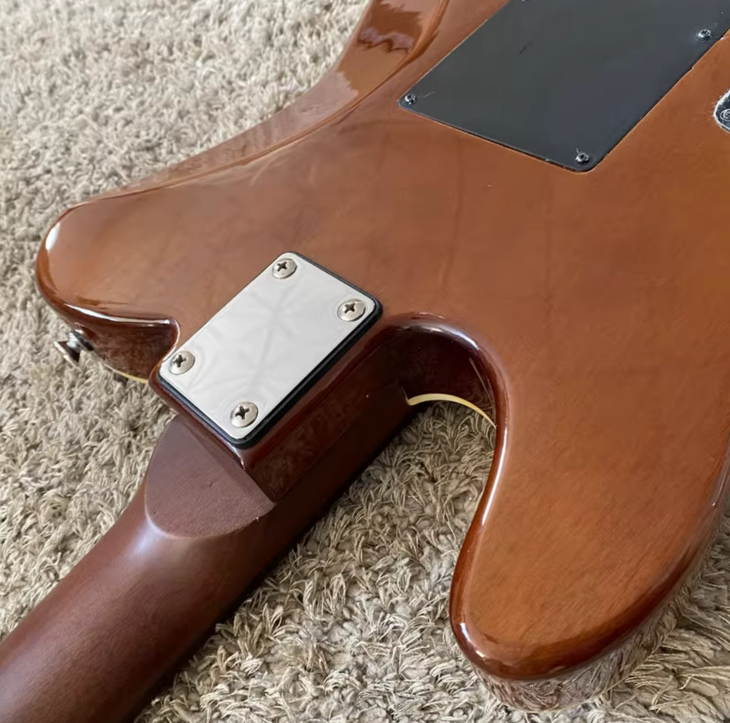 Silent Classical Guitar, Spruce and Mahogany Body, Rosewood Fingerboar