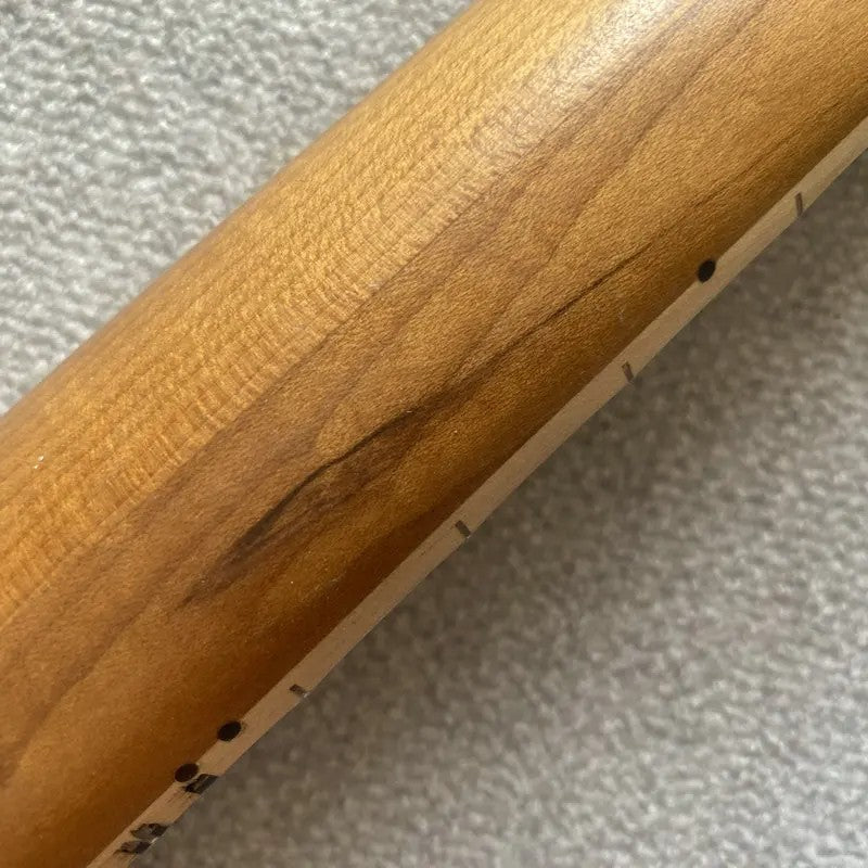 Red Left Handed Guitar Maple Wood Neck, 24 Frets Fingerboard