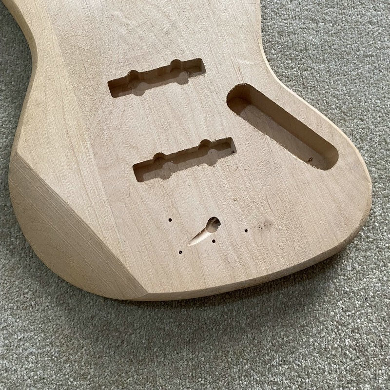 5 String Alder Wood Bass Body in Glossy Finish Fit Jazz Bass