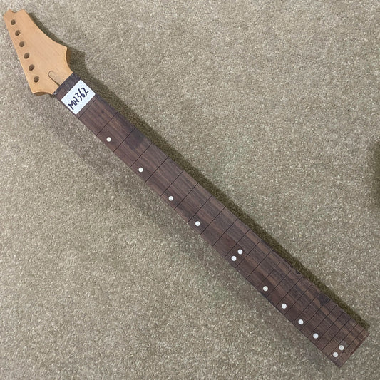 Maple Wood Guitar Neck, 24 Frets Rosewood Fingerboard