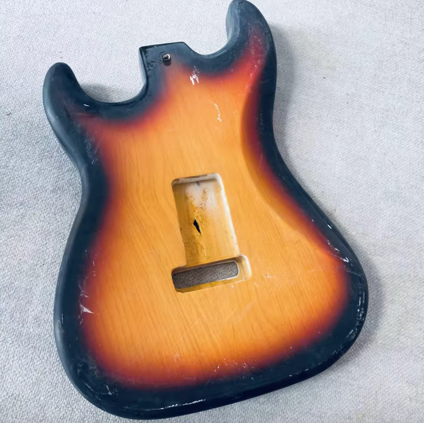 Alder Wood Top HSS Sunburst Guitar Basswood Body Fit Stratocaster Stra