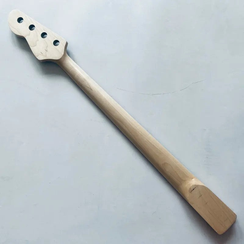 Green 4 String Electric Bass Maple Neck, 20 Frets Rosewood Fingerboard