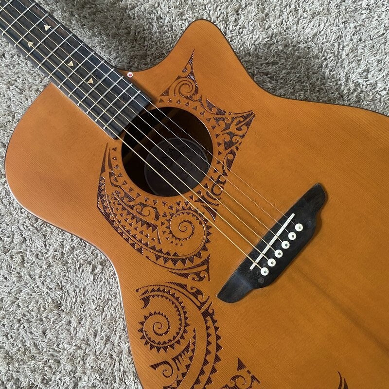 Luna Vintage Acoustic Guitar, Pine Top Body, Mahogany Neck, Rosewood F