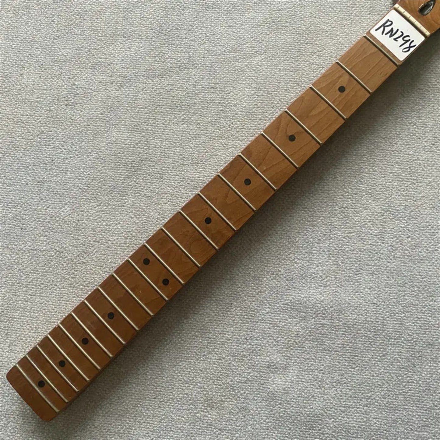 Harley Benton Guitar Maple Neck, 21 Frets Fingerboard