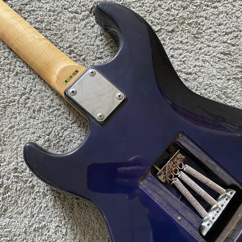 Blue Electric Guitar Basswood Body, Maple Neck, Rosewood Fingerboard