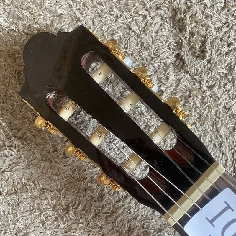 Sunburst Finish Classical Guitar, Mahogany Neck, Rosewood Fingerboard