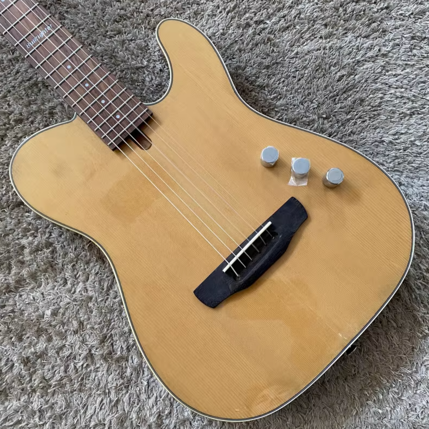 Silent Classical Guitar, Spruce and Mahogany Body, Rosewood Fingerboar