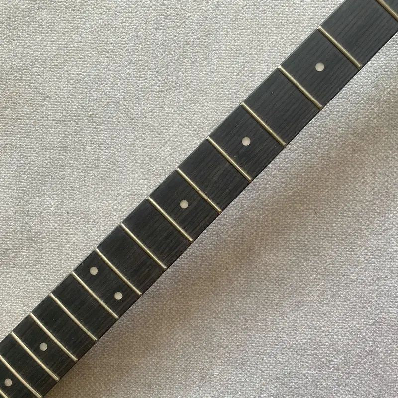 Left Handed 4 String Bass Maple Neck Rosewood Fingerboard 20 Frets Fit