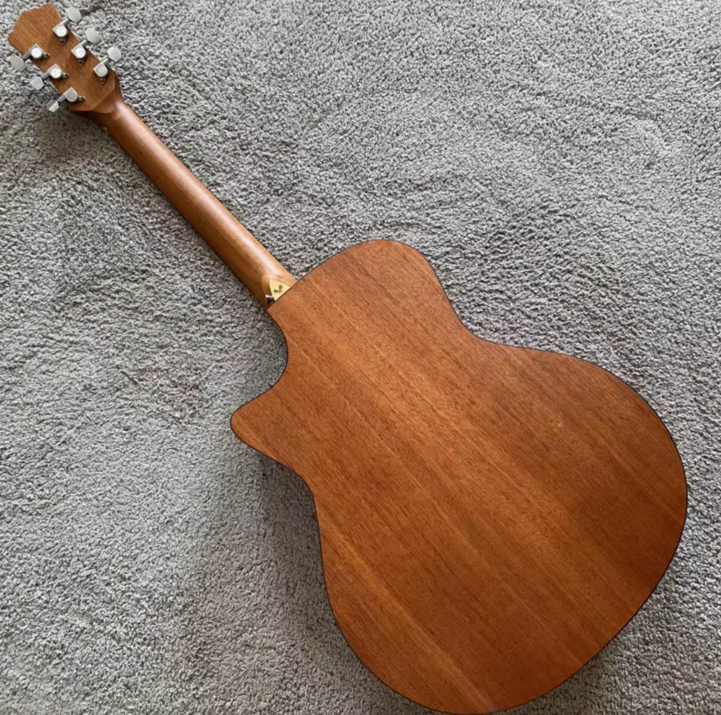 Luna Engraved Top 40 Inch Acoustic Guitar, Spruce Mahogany Body, Rosew