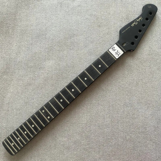 Left Hand Harley Benton Guitar Maple Neck, Rosewood 22 Frets Fingerboa