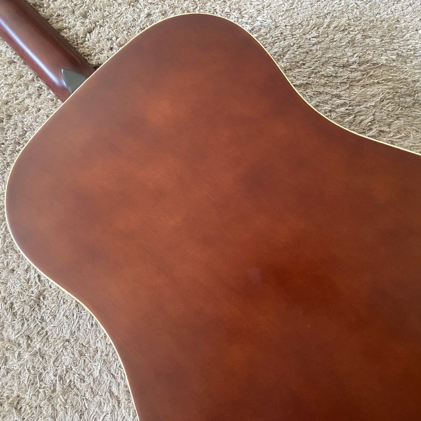 41 Inch Acoustic Guitar, Spruce Top Body, Mahogany Neck, Rosewood Fing