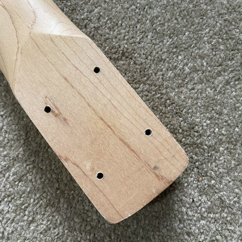 Harley Benton 4 String Bass Maple Neck, 20 Frets Fingerboard Fit Jazz