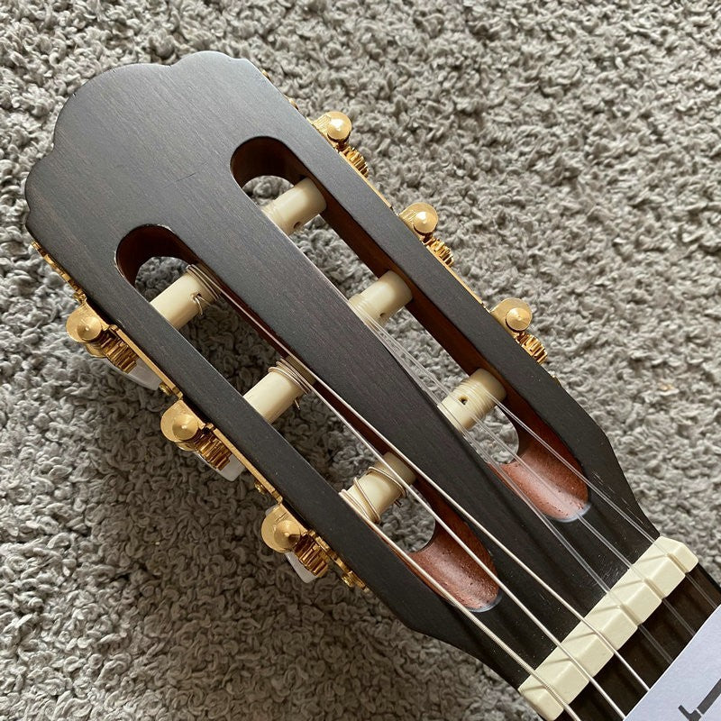 39 Inch Spanish Classical Guitar Spruce Mahogany Body, Rosewood Finger