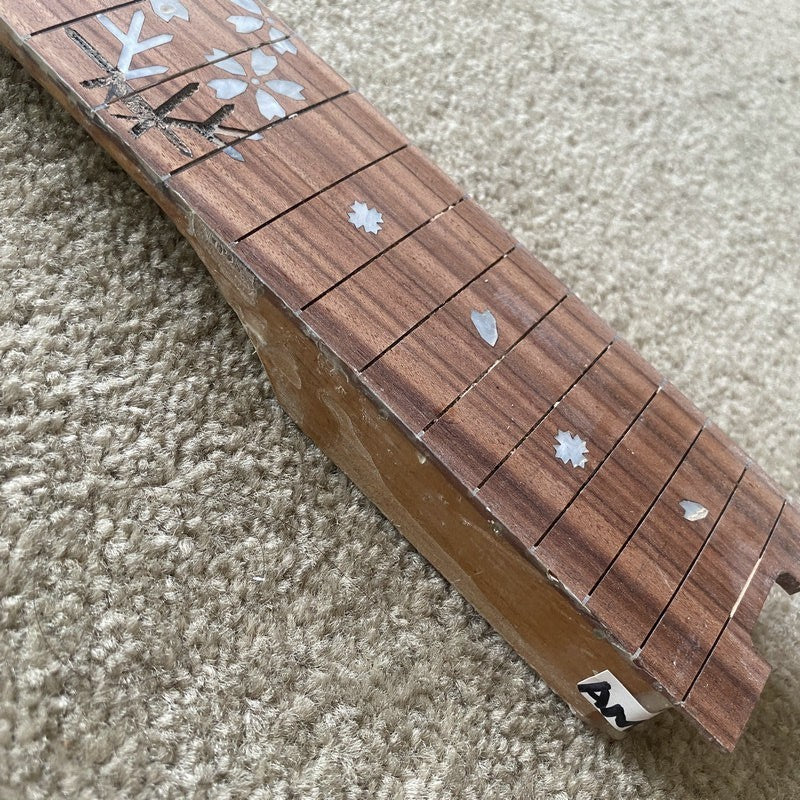 Maple Electric Guitar Neck, Rosewood Fingerboard, Roses Flowers Inlay
