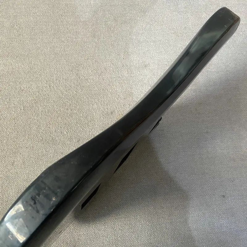 Glossy Black Bass Guitar Body DIY