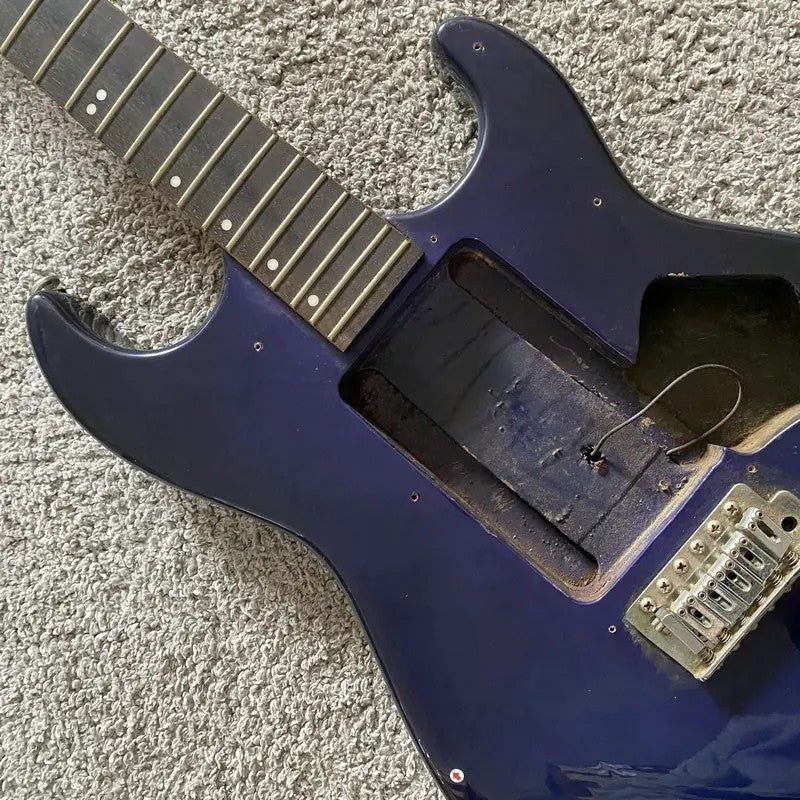 Blue Electric Guitar Basswood Body, Maple Neck, Rosewood Fingerboard