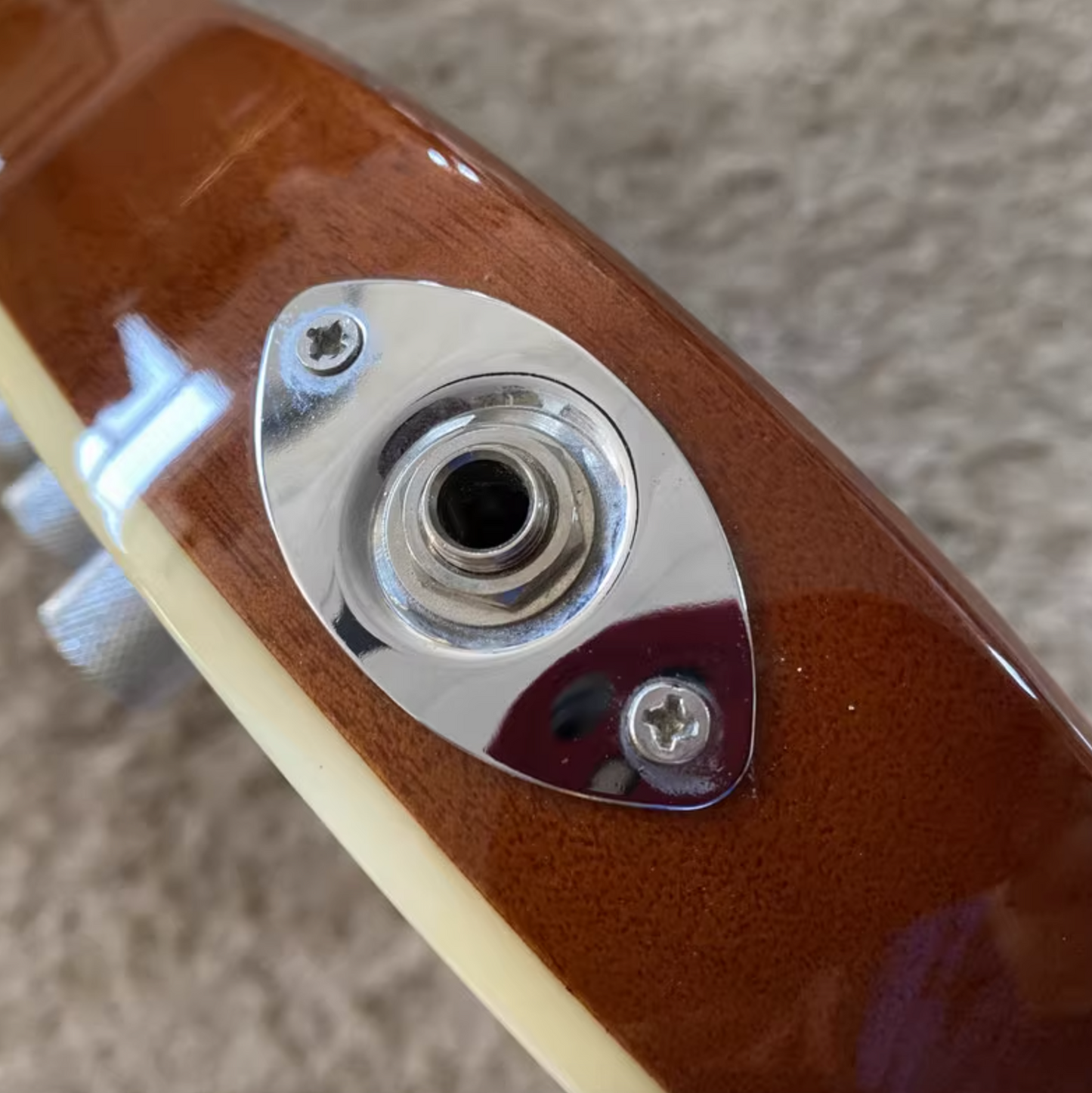 Silent Classical Guitar, Spruce and Mahogany Body, Rosewood Fingerboar