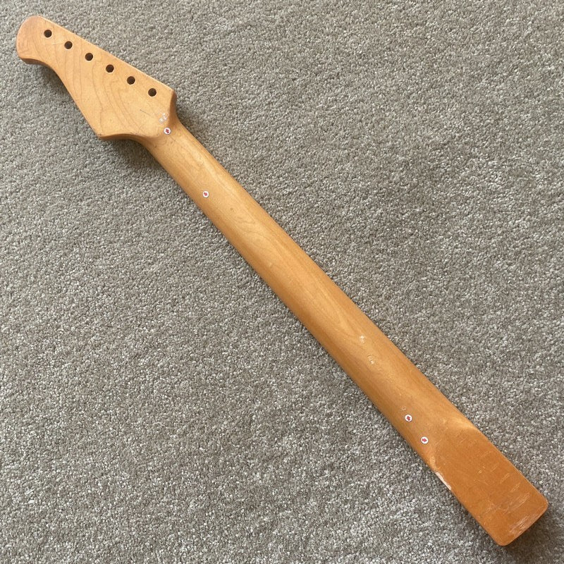 Harley Benton Guitar Maple Wood Neck, 22 Frets Fingerboard