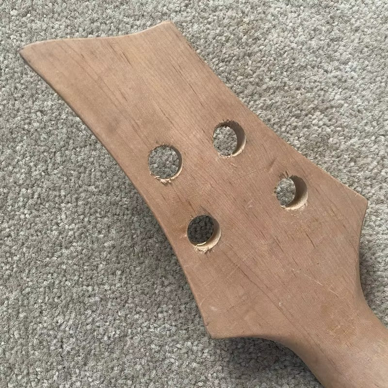 21 Frets Rosewood Fingerboard 4 String Bass Maple Neck