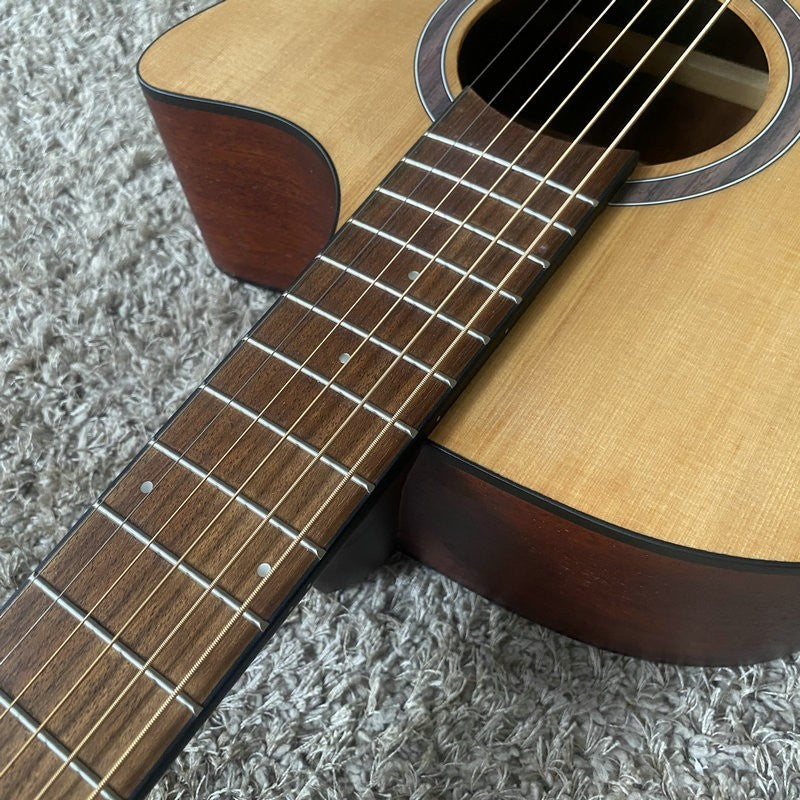 40 Inch Acoustic Guitar, Spruce Mahogany Body, Rosewood Fingerboard