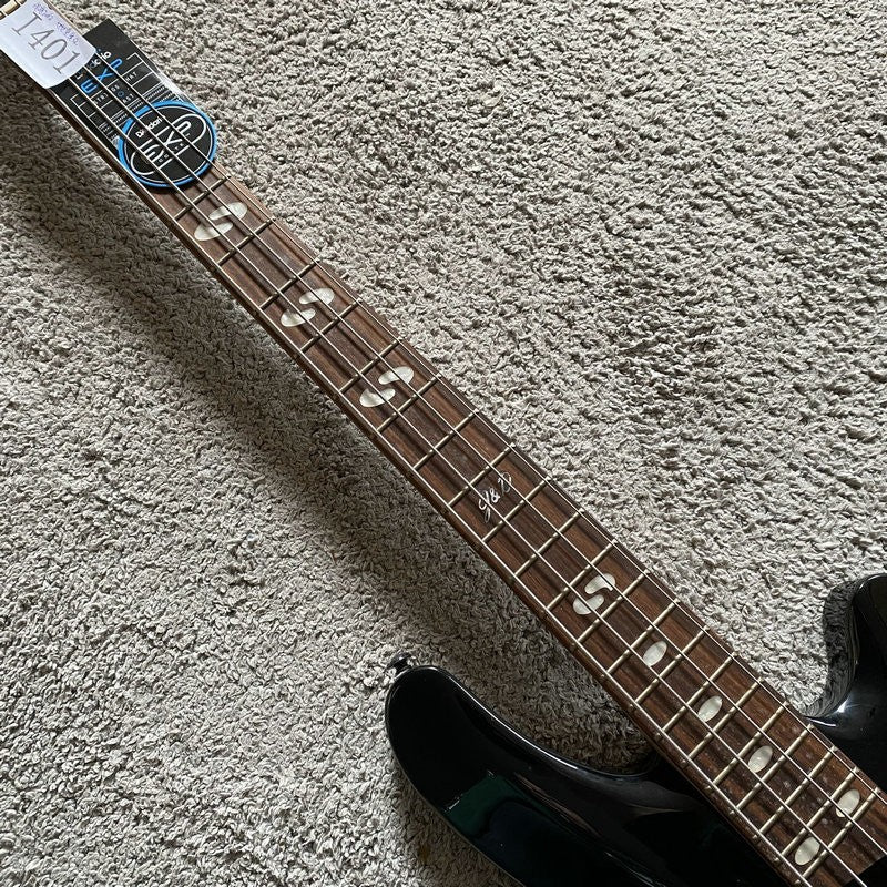 J&D 4 String Electric Bass, Solid Mahogany Body, Maple Neck, Rosewood