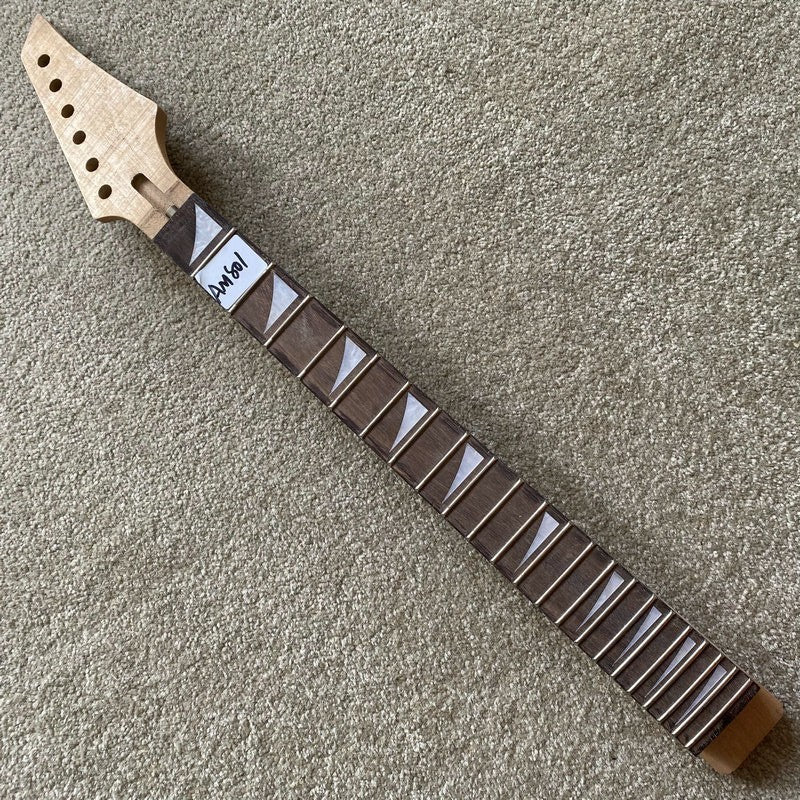 Maple Wood Guitar Neck, 22 Frets Rosewood Fingerboard, Set In Connecti