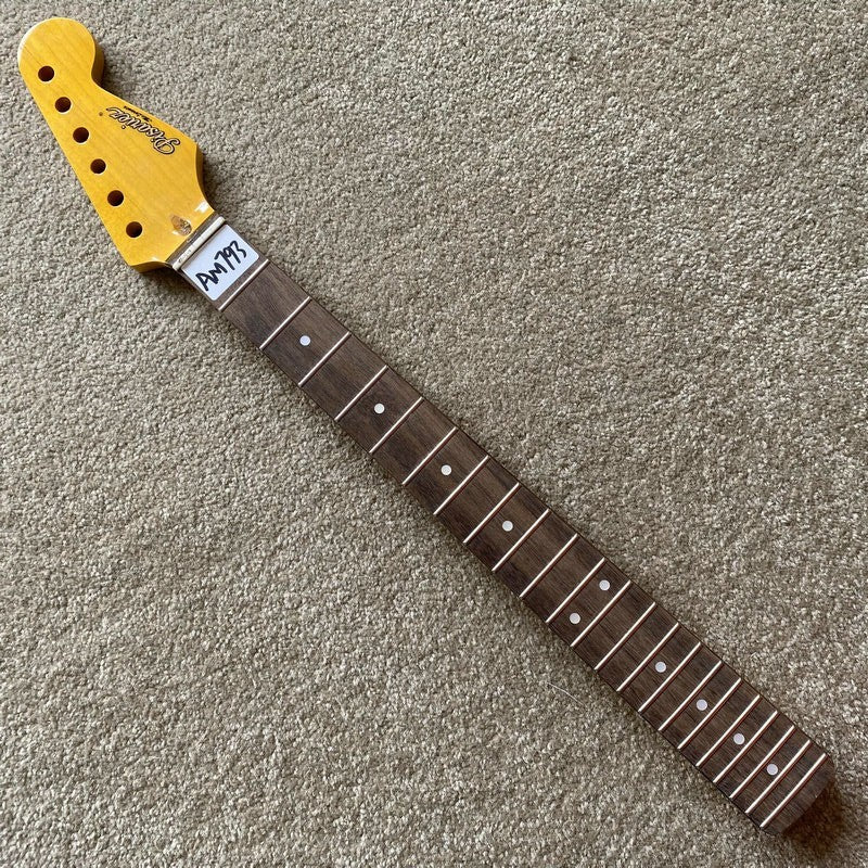 Yellow Guitar Maple Wood Strat Style Neck, Rosewood 22 Frets Fingerboa