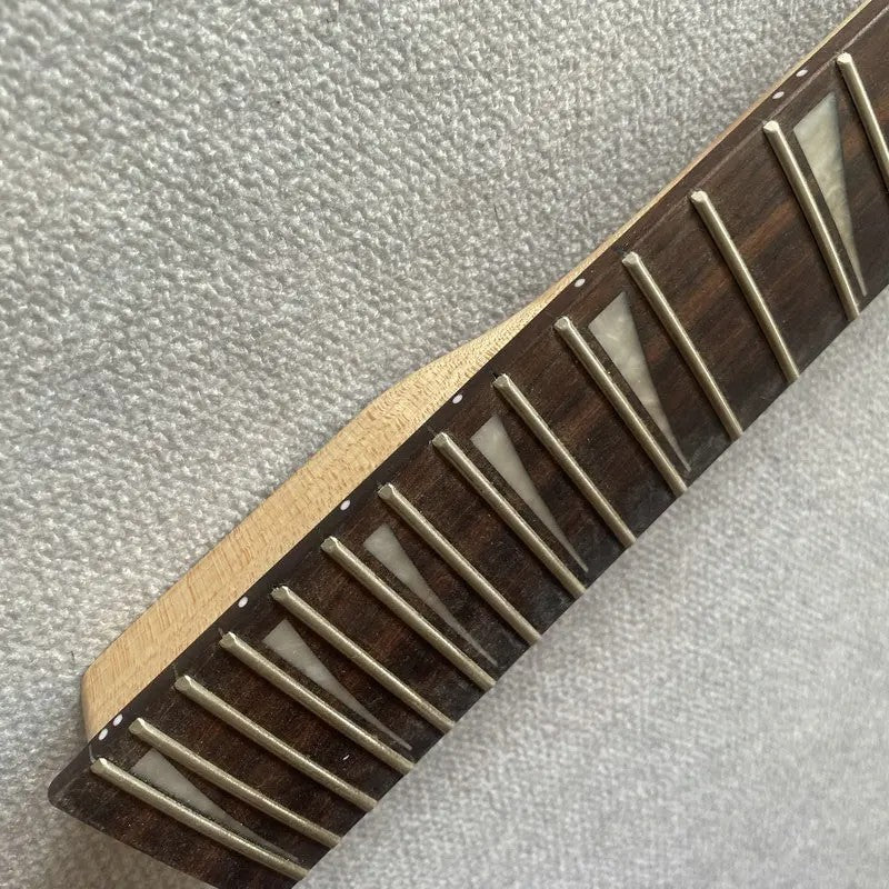 Black Headstock Guitar Maple Wood Neck, Rosewood Fretboard 24 Frets
