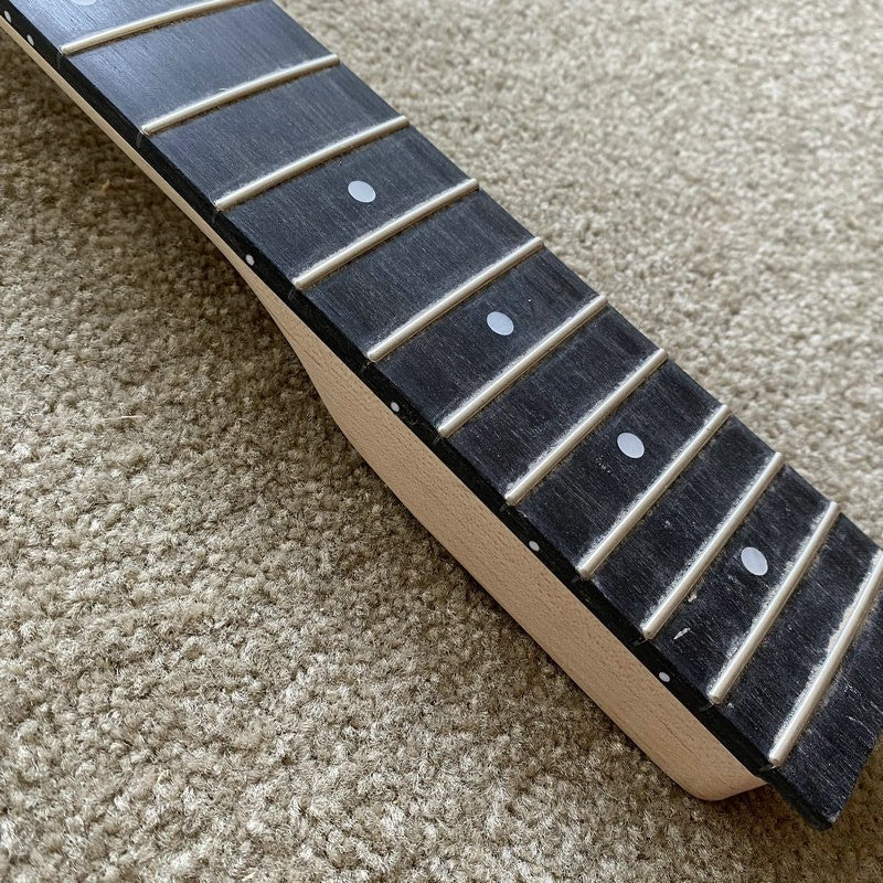 Babilon 4 String Bass Maple Neck, Rosewood Fingerboard 22 Frets