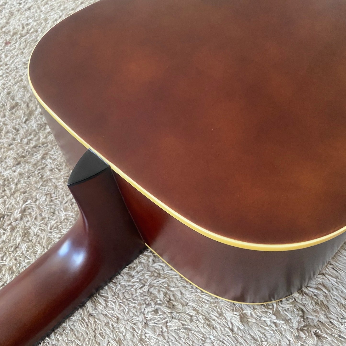 41 Inch Acoustic Guitar, Spruce Top Body, Mahogany Neck, Rosewood Fing