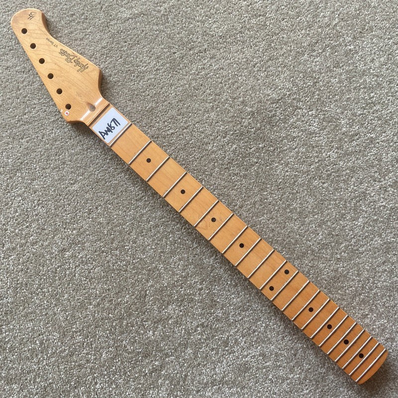 Harley Benton Guitar Maple Wood Neck, 22 Frets Fingerboard