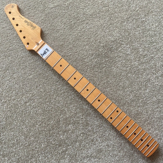 Harley Benton Guitar Maple Wood Neck, 22 Frets Fingerboard