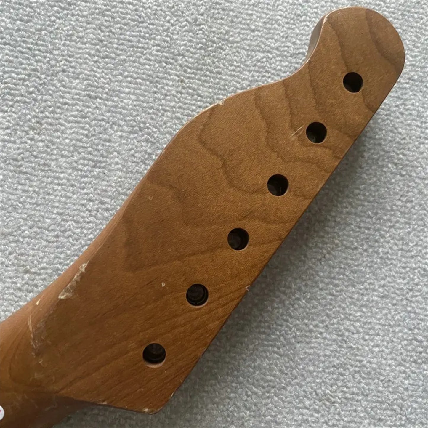 Harley Benton Guitar Maple Neck, 21 Frets Fingerboard