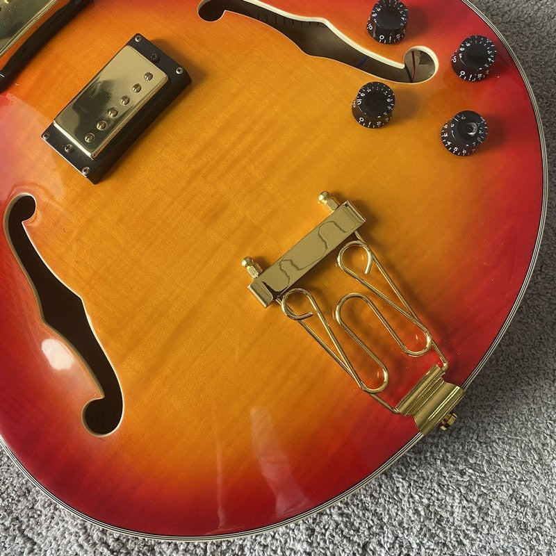 Cherry Burst Hollow Body Jazz Guitar with Maple Neck, Rosewood Fingerb