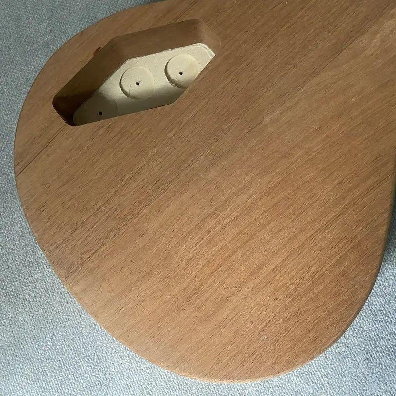 Tagima Guitar Tiger Maple Top Body with Mahogany Neck, Rosewood Finger