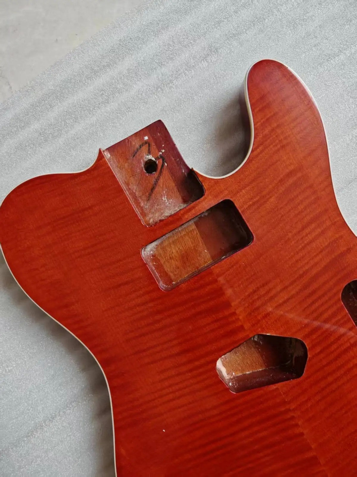 Mahogany Wood Guitar Body with Veneer Tiger Maple Top Fit Telecaster T