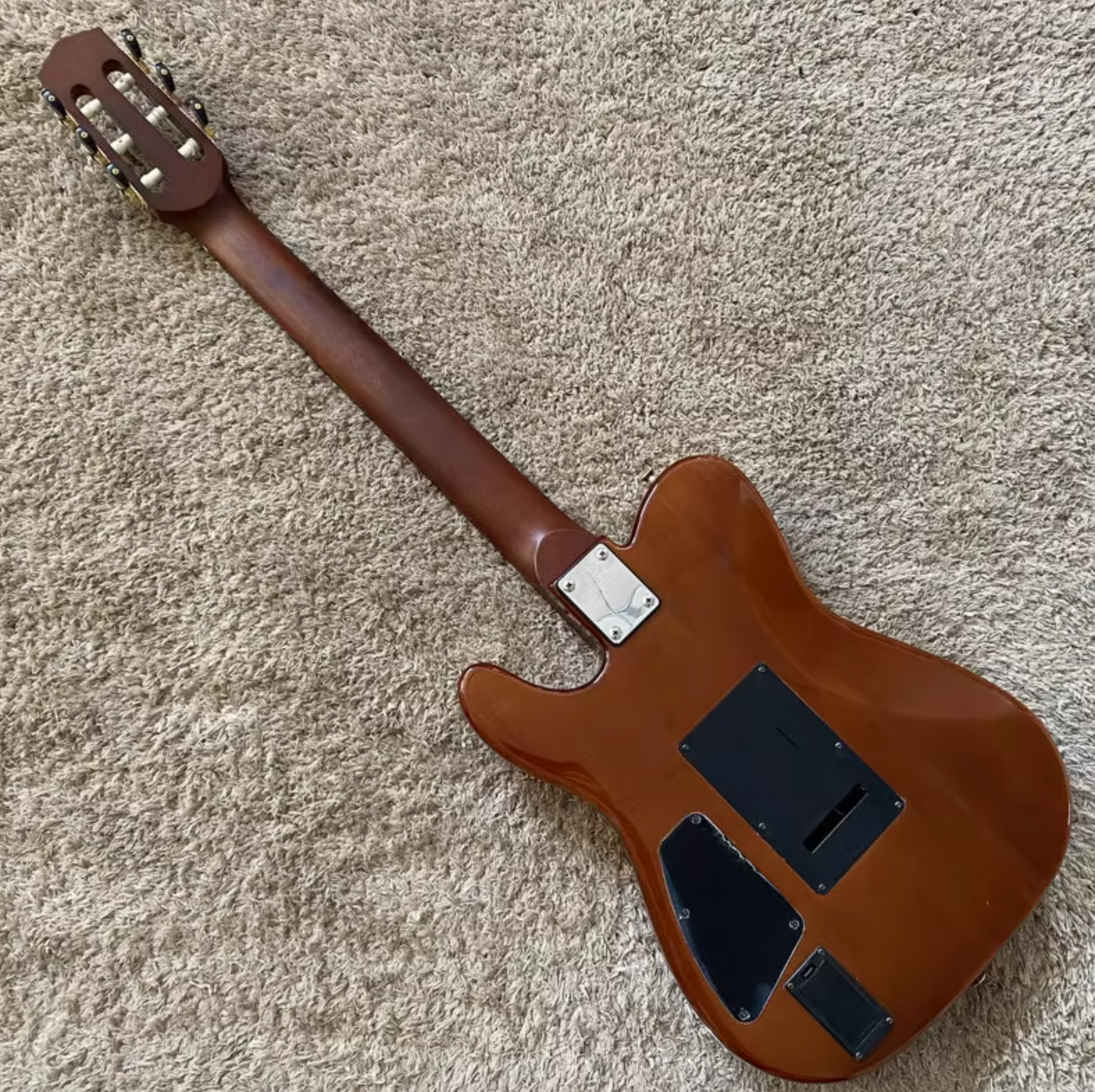 Silent Classical Guitar, Spruce and Mahogany Body, Rosewood Fingerboar