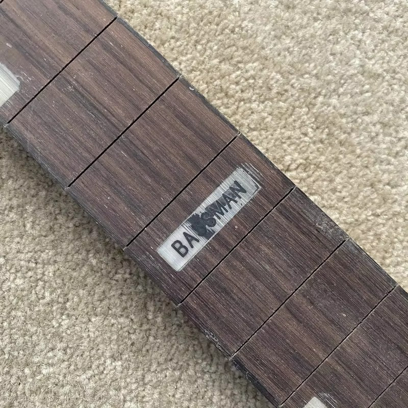 21 Frets Rosewood Fingerboard 4 String Bass Maple Neck