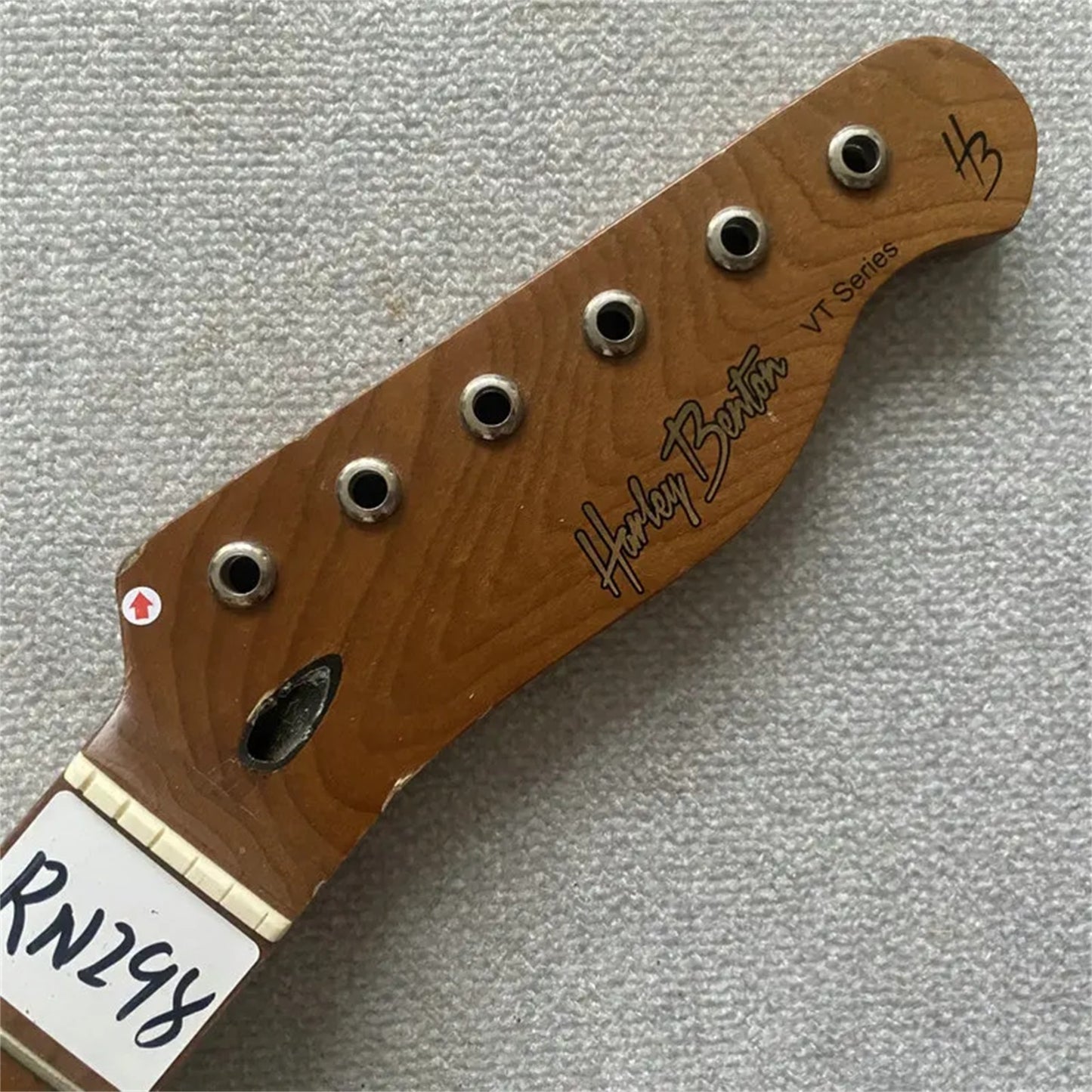 Harley Benton Guitar Maple Neck, 21 Frets Fingerboard