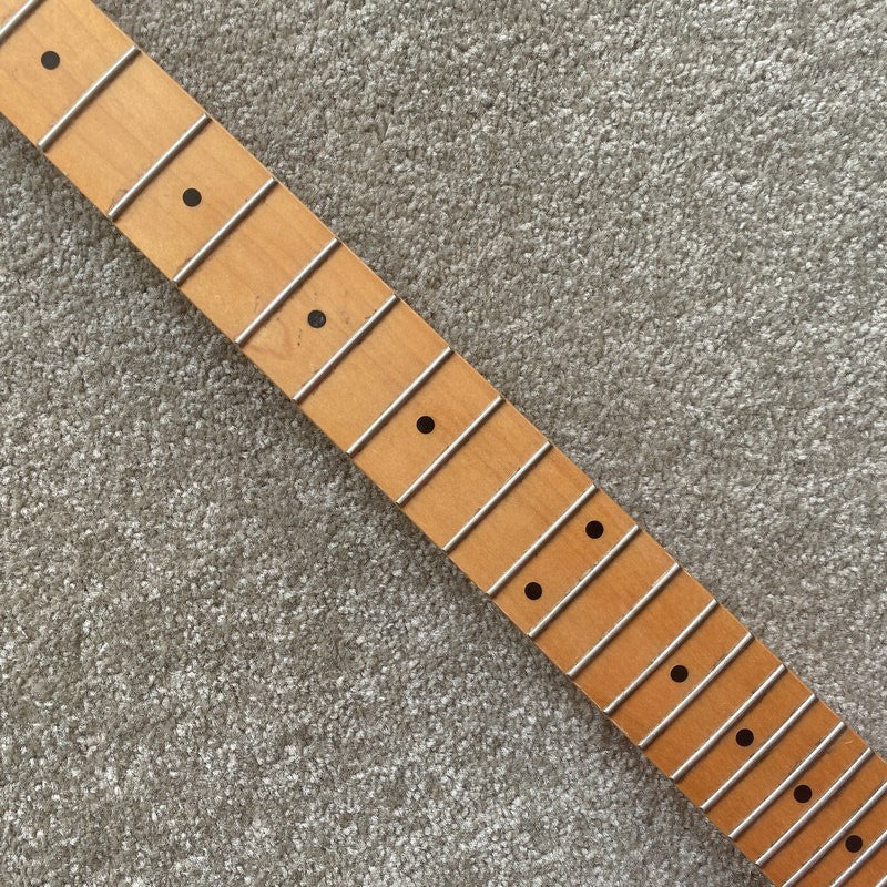 Harley Benton Guitar Maple Wood Neck, 22 Frets Fingerboard