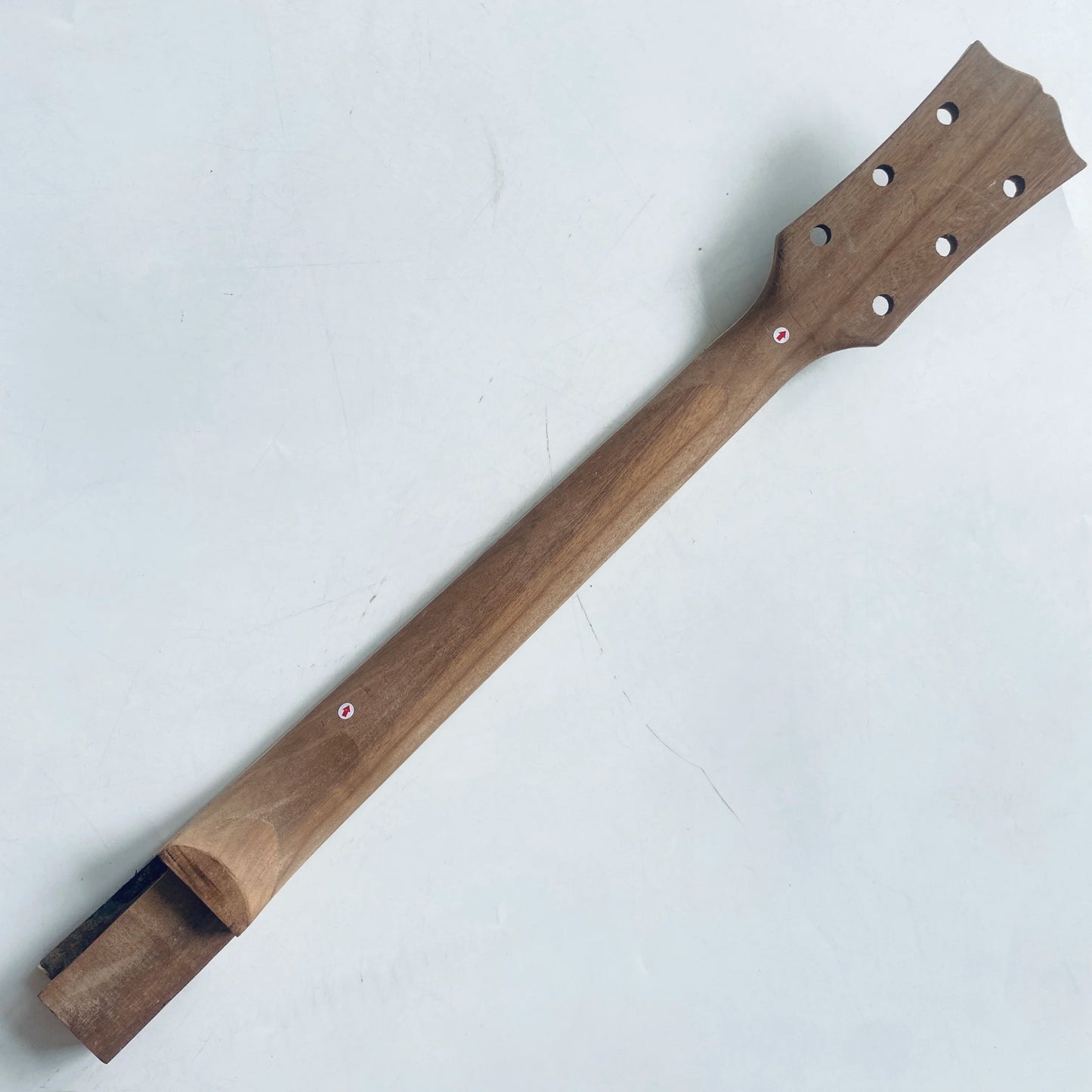 Mahogany Wood Set In Guitar Neck, Rosewood Fingerboard 22 Frets