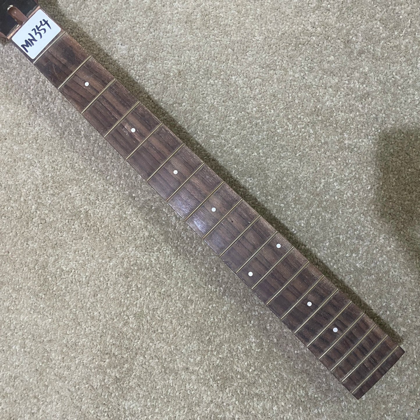 Cruzer Guitar Mahogany Wood Neck, Rosewood Fingerboard 20 Frets