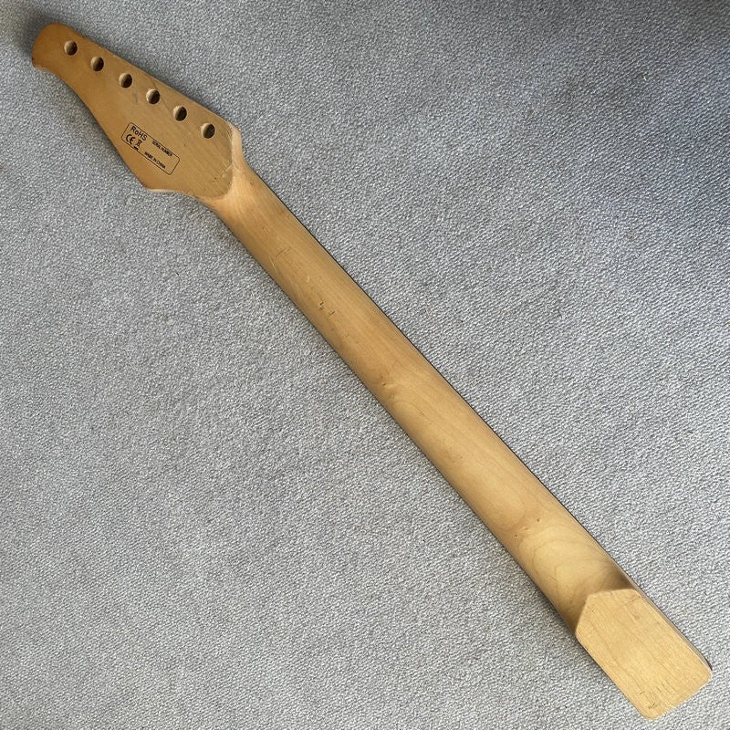 Roxy Guitar Maple Wood Neck, Rosewood 22 Frets Fingerboard