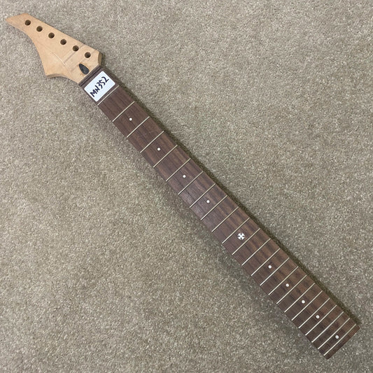 Maple Wood Left Handed guitar Neck, Rosewood Fingerboard 24 Frets