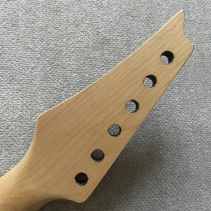 Black Electric Guitar Maple Wood Neck, 24 Frets Rosewood Fingerboard
