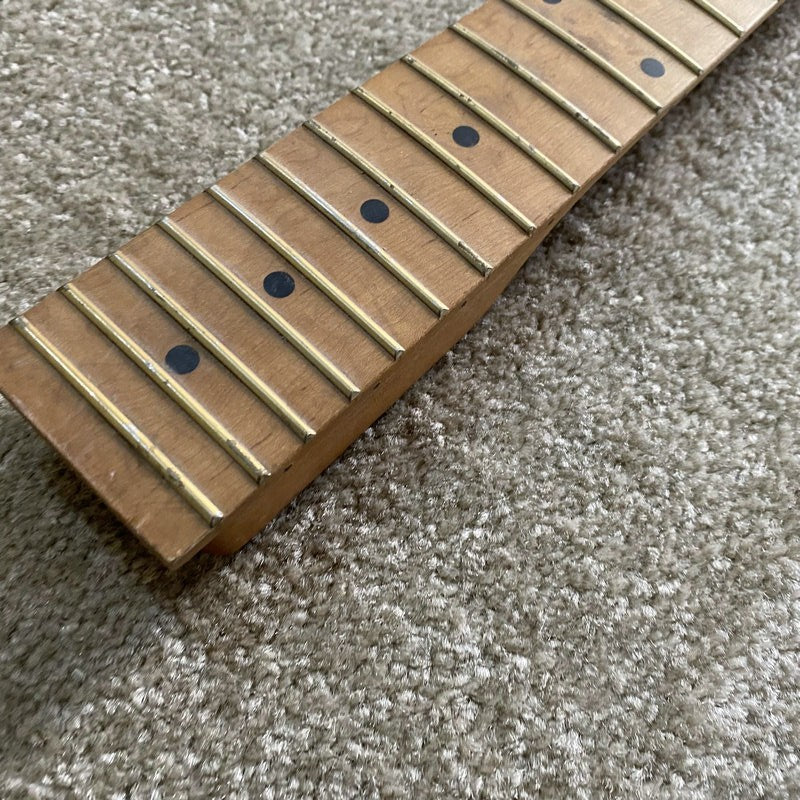 Maple Wood Lefty Guitar Neck, 22 Frets Fingerboard