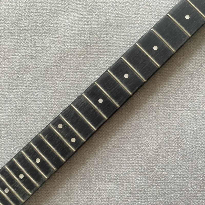 Left Hand Harley Benton Guitar Maple Neck, Rosewood 22 Frets Fingerboa