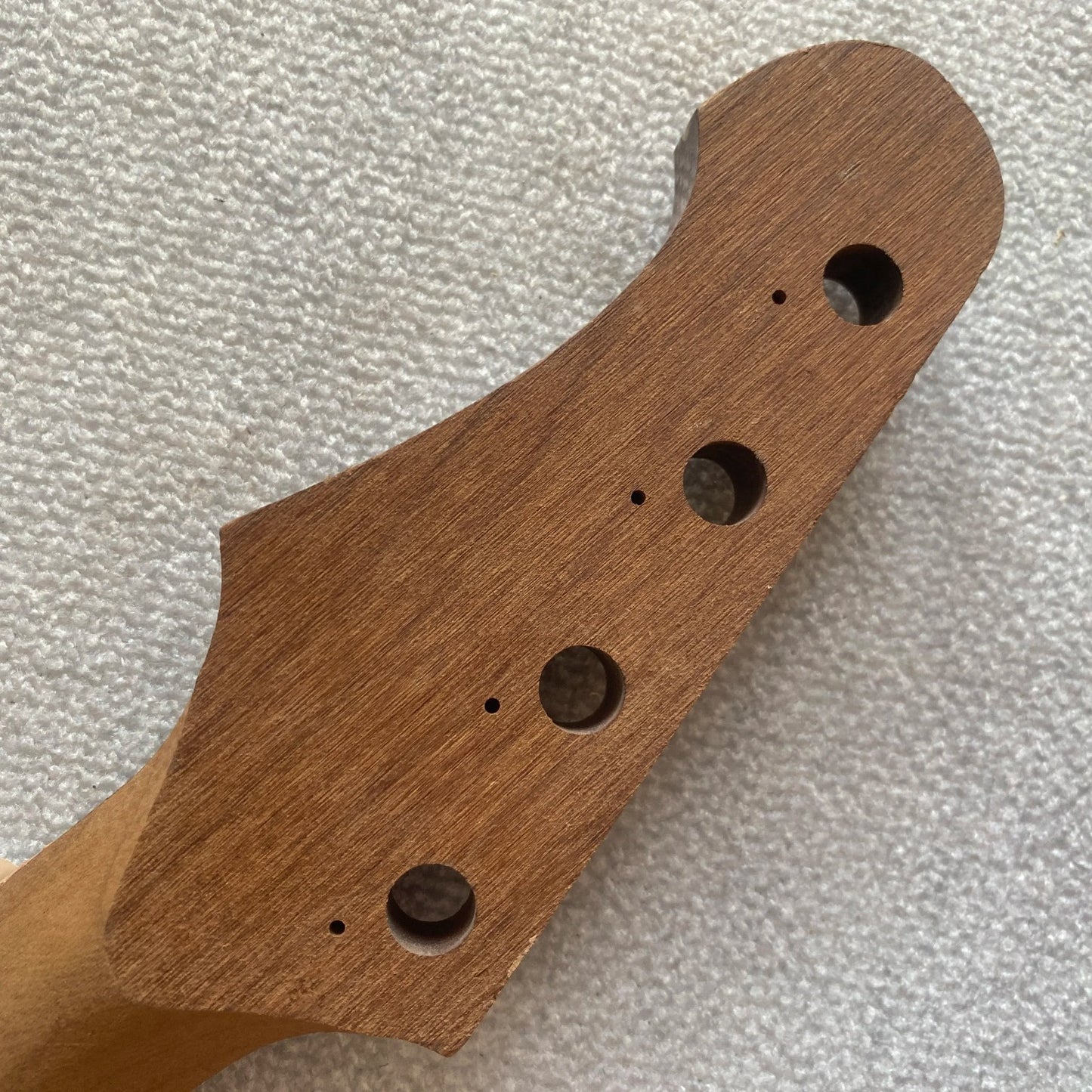 Roasted Maple Wood 4 String Mini Electric Bass Neck, 22 Frets Fingerbo