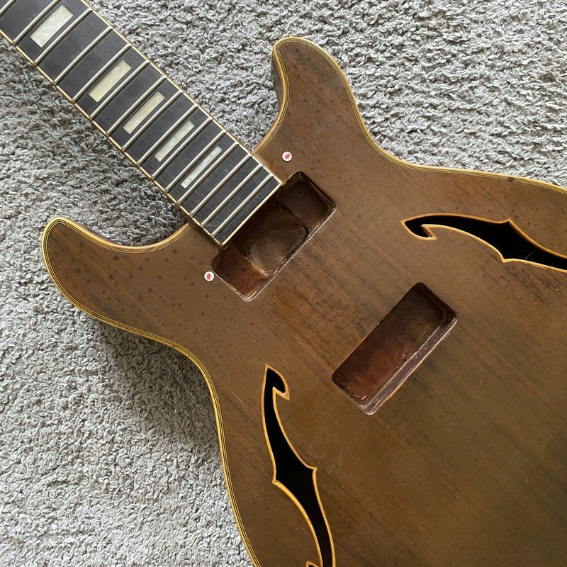 DeVille Semi Hollow Jazz Guitar, Mahogany Neck, Rosewood Fingerboard